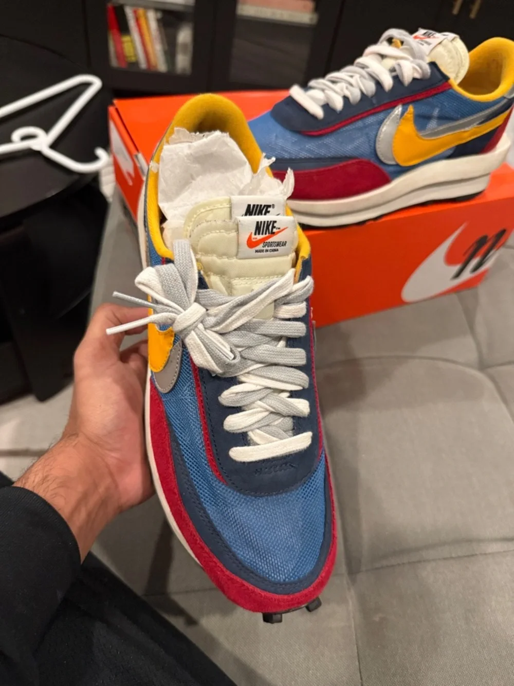 sacai × Nike LDWaffle 'Varsity Blue' - Picture 11 of 15